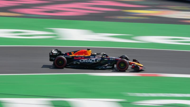 Max Verstappen konnte die Konkurrenz in allen Trainingseinheiten in Mexiko hinter sich lassen.