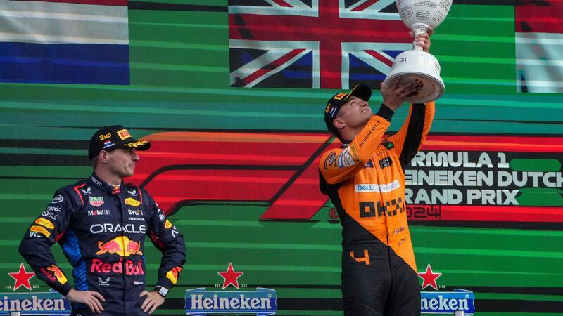 Vettel als Vorbild: Norris erhöht Druck auf Verstappen Max Verstappen (l) muss sich Lando Norris geschlagen geben.