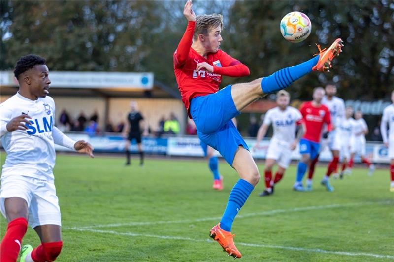 Maximilian Geißen erzielte für D/A bislang einen Saisontreffer. Er soll das Angriffsspiel ankurbeln. Foto: Struwe