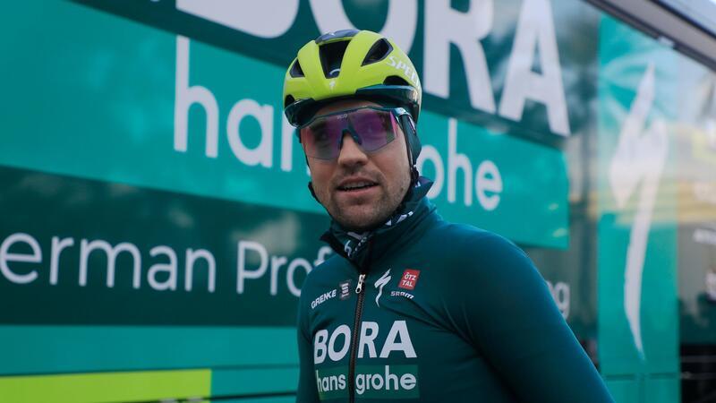 Maximilian Schachmann hat den Gesamtsieg bei der von Stürzen überschatteten Baskenland-Rundfahrt verpasst.