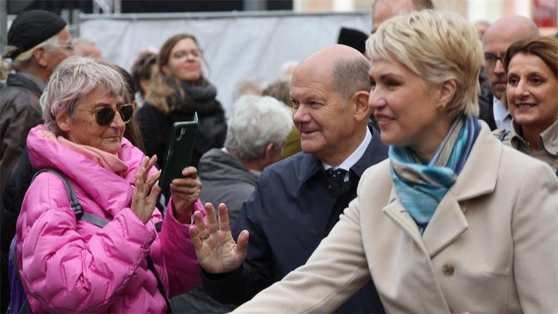 Wackeln Bärbel Bas und Lars Klingbeil? Mecklenburg-Vorpommerns Ministerpräsidentin Manuela Schwesig (SPD) galt immer wieder als mögliche SPD-Chefin. (Archivfoto)