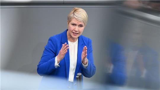 Mecklenburg-Vorpommerns Regierungschefin fordert ein Social-Media-Verbot für Kinder unter 14. (Archivbild)