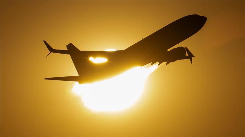 Mehr Flugreisende als im Vorjahressommer - aber das Vor-Corona-Niveau ist noch nicht erreicht. (Symbolbild)