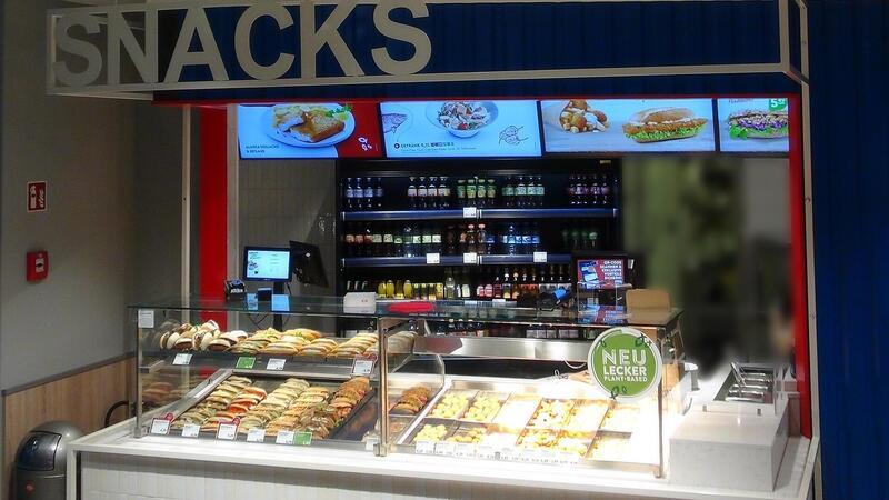 Mehr Snacks: „Nordsee“-Filiale Düsseldorf.