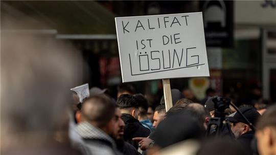 Mehr als 1000 Teilnehmer hatten am vergangenen Wochenende an einer von Islamisten organisierten Demonstration in Hamburg teilgenommen.