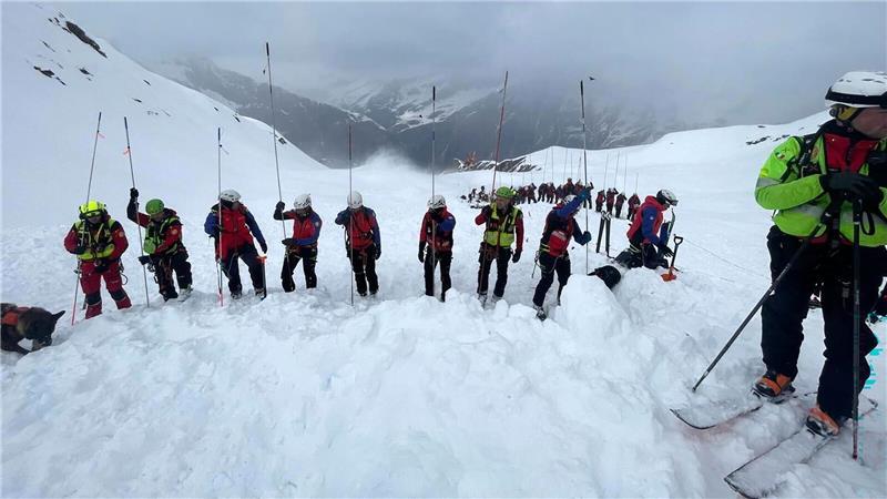 Mehr als 60 Rettungskräfte waren bei der Suche im Einsatz.