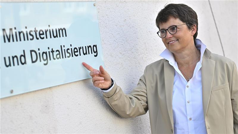 Ministerin Behrens drängt Kommunen zu mehr Digitalisierung Mehr als zwölf Jahre lang war Anke Pörksen Sprecherin der niedersächsischen Landesregierung. Nun treibt sie als Staatssekretärin die Digitalisierung voran.