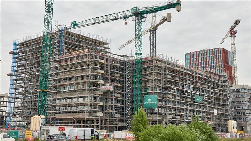 Verband: Frühere Klimaziele machen das Wohnen teurer Mehr sanieren, weniger neu bauen - dazu sind derzeit viele Wohnungsgesellschaften gezwungen. (Archivbild)