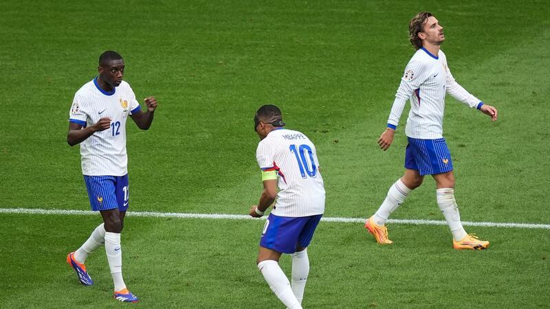 Spanien oben, Frankreich unten: Das Ranking der besten Acht Mehr schlecht als recht: Favorit Frankreich.