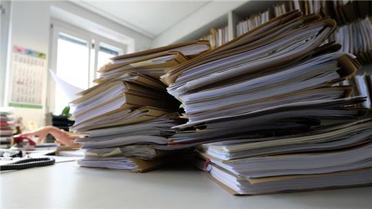 Mehr statt weniger: Unternehmen beklagen die zunehmende Bürokratie in Deutschland.