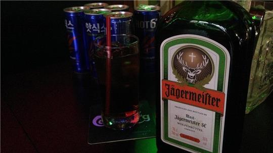 Mehrere Flaschen Jägermeister wurden aus einer Gaststätte in Stade entwendet (Symbolbild).