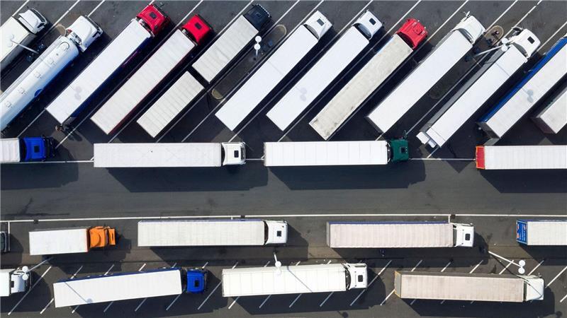 Mehrere Verkehrsverbände sehen Versorgung, Mobilität und Arbeitsplätze gefährdet. (Symbolfoto) 