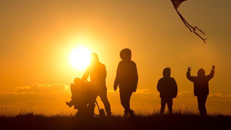Mütter mit vielen Kindern oft benachteiligt „Mehrkindfamilien müssen sich immer mehr für ihren Lebensentwurf rechtfertigen.“