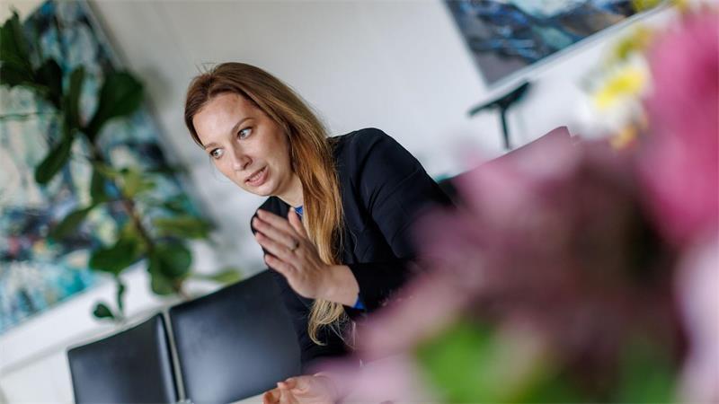 „Meine Gedanken sind bei der Verstorbenen, den Schwerverletzten sowie ihren Familien und Freundinnen und Freunden“, sagte Innenministerin Magdalena Finke. (Archivbild)