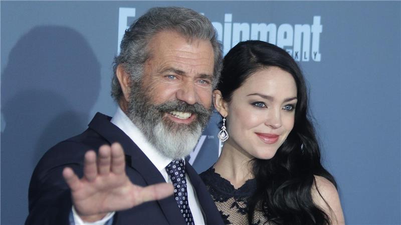 Mel Gibson wird 70 - Zwei Jesus-Filme geplant Mel Gibson und seine damalige Partnerin Rosalind Ross im Jahr 2016. (Archivbild)