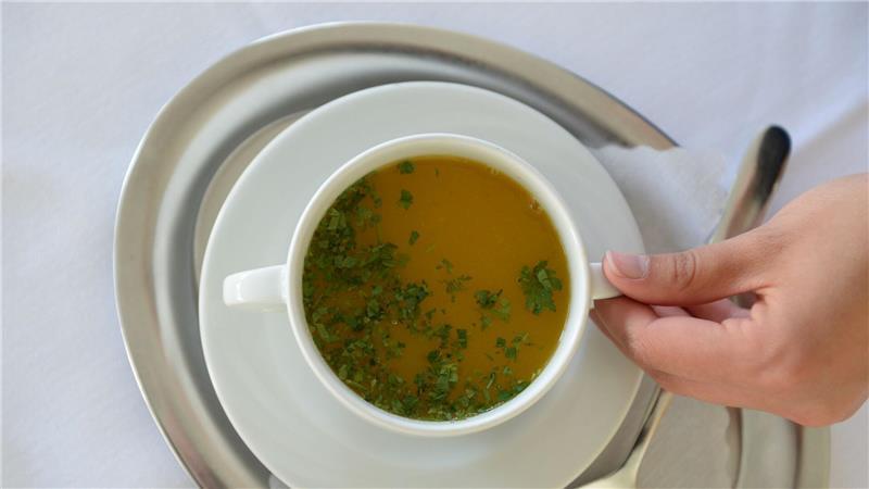 Menschen fasten aus unterschiedlichen Gründen und auf viele Arten. (Archivbild)