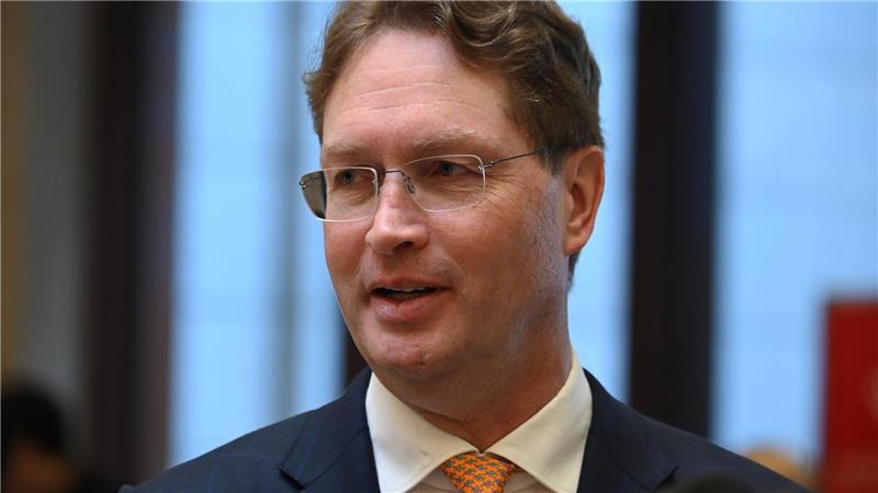 Mercedes-Benz-Vorstand Ola Källenius hat in China die Zusage des Autobauers zum chinesischen Markt betont.