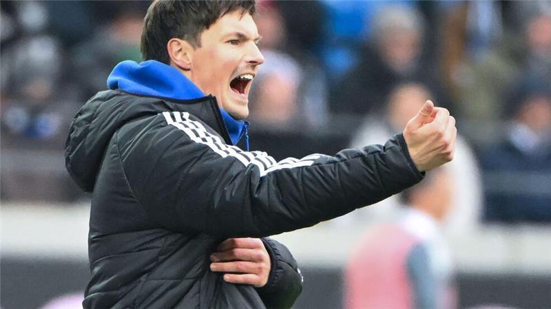 „Tut einfach gut“: HSV meldet sich oben zurück Merlin Polzin saß am Sonntag beim Hamburger SV auf der Trainerbank.