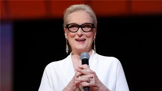 Meryl Streep wurde in Cannes mit der  Goldenen Ehrenpalme ausgezeichnet.