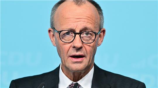 Merz befürwortet Social-Media-Verbot für Kinder. (Archivbild)