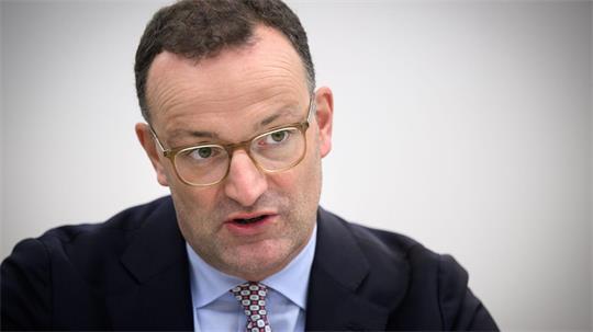 Merz hat Spahn zum Rücktritt aufgefordert. (Archivbild)