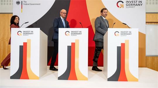 Merz und Klingbeil sagten den Investoren zu, den Reformkurs fortzusetzen.