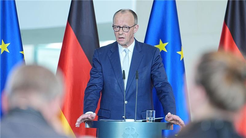 Merz versprach: Sollten die Preise weiter steigen, werde die Regierung handeln. 