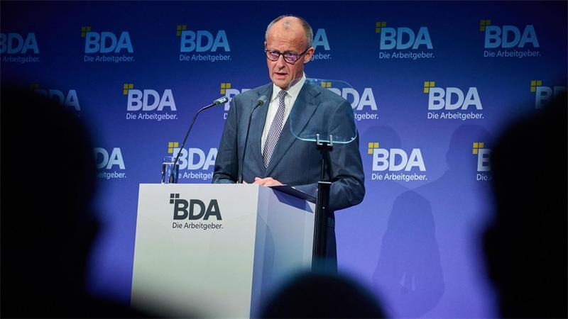 Merz will nicht am Zeitplan für die Rentenreform rütteln. 