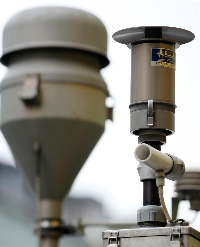 Messgeräte erfassen die Feinstaubbelastung in der Innenstadt.    Foto Gerten/dpa