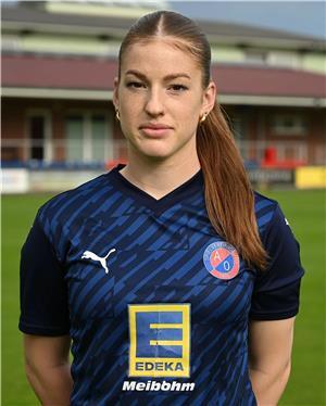 Von der Reith bis Danaci: So richtig und daneben lagen die Bundesliga-Orakel Mette Ahrens (24), Kapitänin der SV Ahlerstedt/Ottendorf und HSV-Fan (Tipp: Platz 16). Sie verfolgt die Bundesliga im Live-TV.