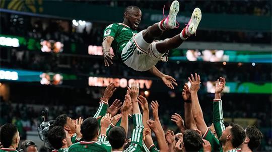 Mexikos Team feiert einen berauschenden WM-Abend.