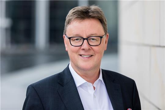 Michael Grosse-Brömers Name wurde auf den Wahlzetteln zur Bundestagswahl versehentlich zu groß gedruckt. Foto: Koch