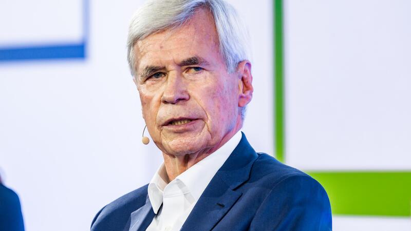 Michael Otto gibt die Führung des Versandriesen ab.