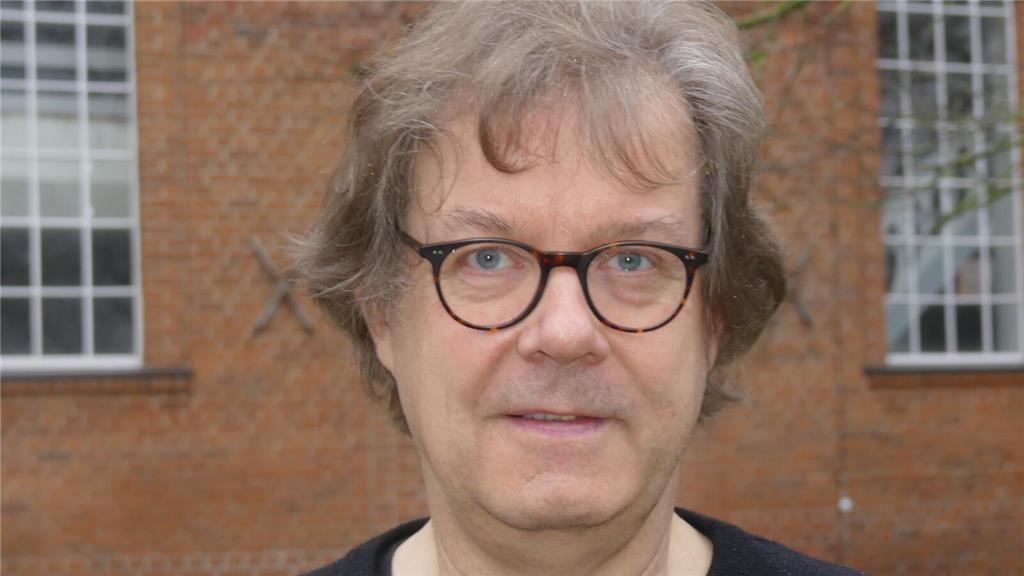 "Michael Quelle erforscht seit Jahren die Geschichten der Opfer der NS-Diktatur....