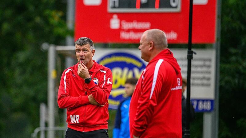 Michael Rump (links) war sehr ambitioniert als Trainer in Immenbeck angetreten.
