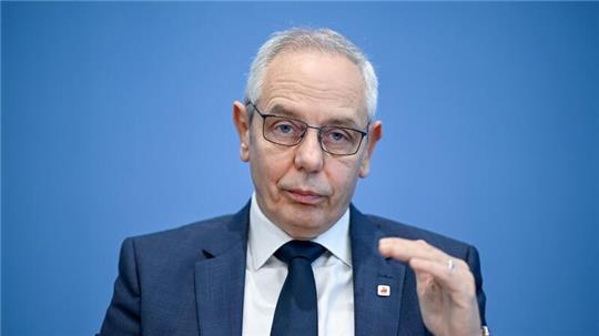 Michael Vassiliadis, Vorsitzender der Industriegewerkschaft Bergbau, Chemie, Energie (IG BCE).