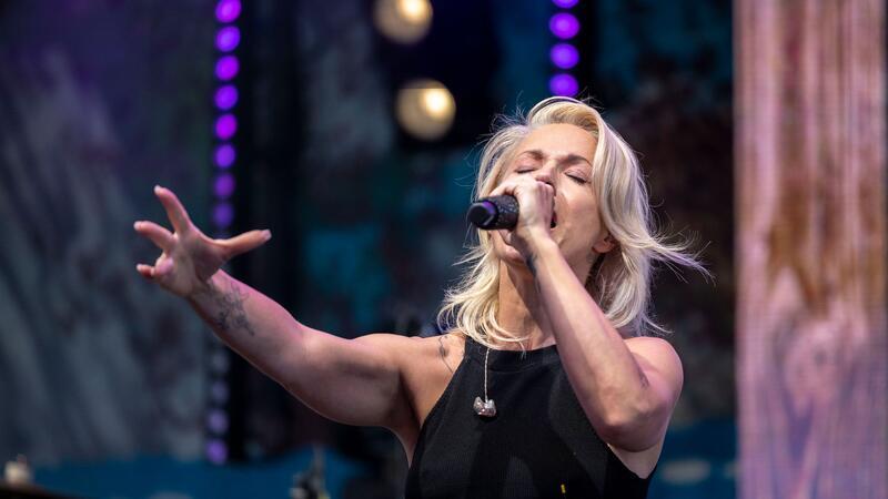 „Flutlicht“: Michelle legt persönliches Abschiedsalbum vor Michelle: „Der liebe Gott hat mir eine Stimme mitgegeben, die kein anderer hat. Man hasst oder liebt sie.“
