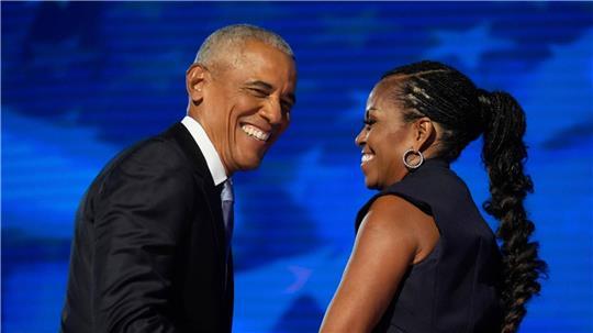 Michelle Obama hat eigenen Worten zufolge gegen ihren Mann Barack den „Kampf“ um die Temperatur im Schlafzimmer gewonnen. (Archivbild)