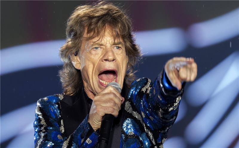 Mick Jagger, Sänger der britischen Rockband The Rolling Stones kündigt für die Europa-Tournee eine spektakuläre Produktion an. Mehr verrät er nicht. Foto Moreira/dpa