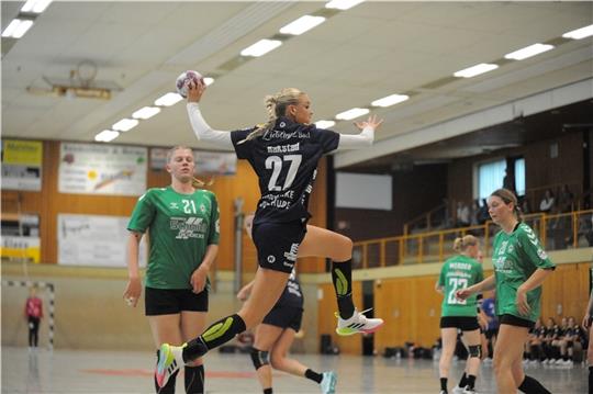 Mie Elen Rakstad, hier im Test gegen Werder Bremen, kann vor dem Tor sehr gefährlich sein. Foto: Scholz