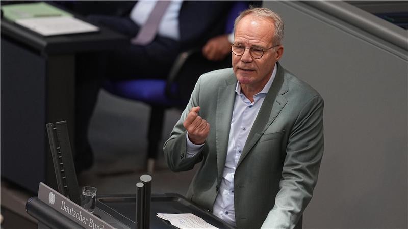 Merz im Verteidigungsmodus: Reformen sind kein Kahlschlag Miersch drückt aufs Tempo.