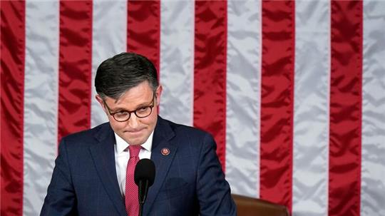 Mike Johnson, Vorsitzender des US-Repräsentantenhauses. Der Streit um den Haushalt in den USA offenbart die Spaltung der Republikaner im Kongress und dämpft die Hoffnung auf eine baldige Hilfsgelder für die Ukraine.