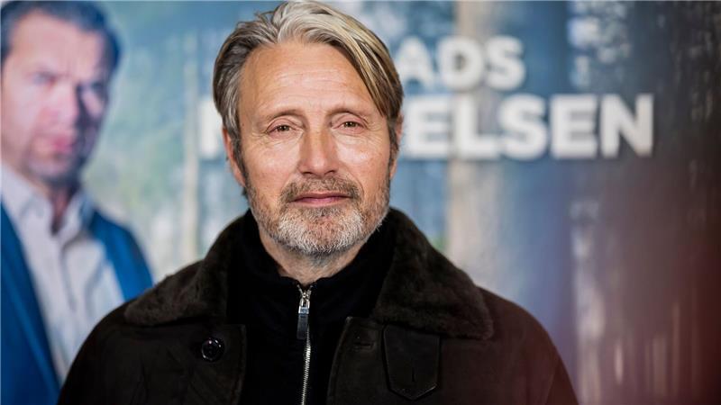 Mikkelsen gilt als leidenschaftlicher Tennisspieler.