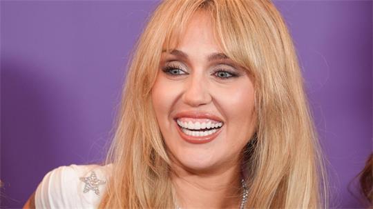 Miley Cyrus bringt ihr zehntes Studioalbum raus. (Archivbild)
