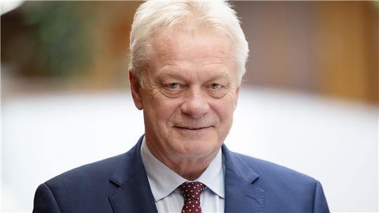 Minister Rainer: „Gut, dass Veggie-Schnitzel-Verbot vom Tisch ist.“ (Archivbild) 