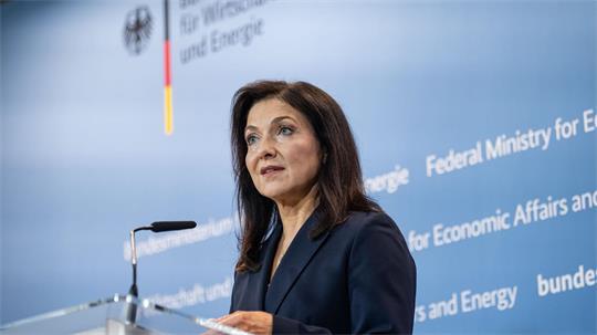 Ministerin Reiche musste eine gesundheitliche Pause einlegen. (Archivbild)
