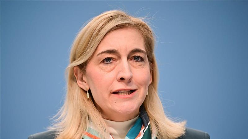 Reformplan für die Pflege – mit Mehrbelastungen Ministerin Warken setzt auf Ausgabenbremsen und zusätzliche Einnahmen. (Archivbild)