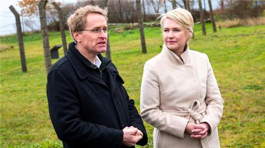 Ministerpräsident Daniel Günther (CDU) und seine Amtskollegin Manuela Schwesig (SPD).