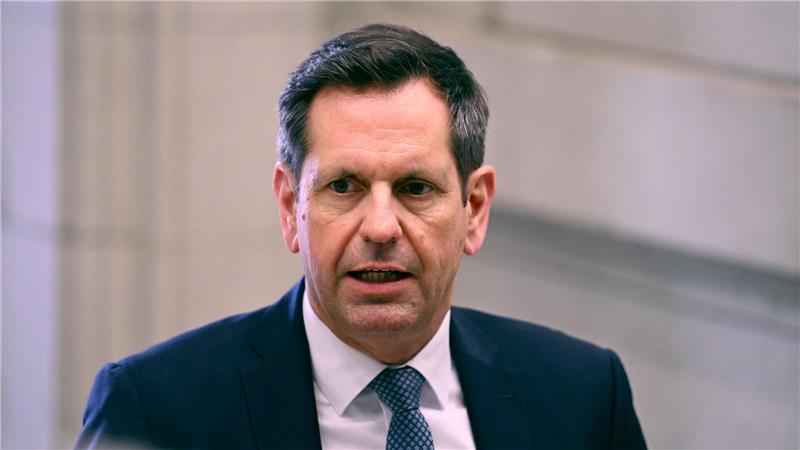 Ministerpräsident Lies dringt auf mehr Jugendschutz in sozialen Medien. 