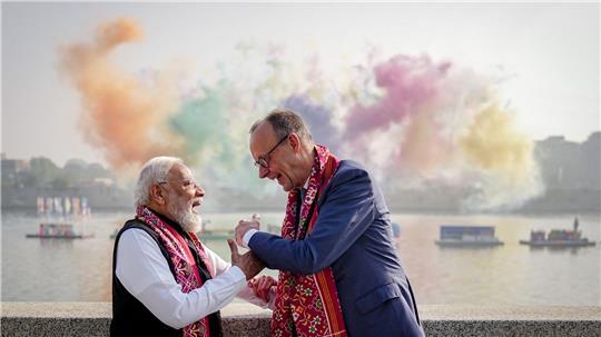 Ministerpräsident Modi und Kanzler Merz wollen die Beziehungen ihrer Länder deutlich ausbauen.